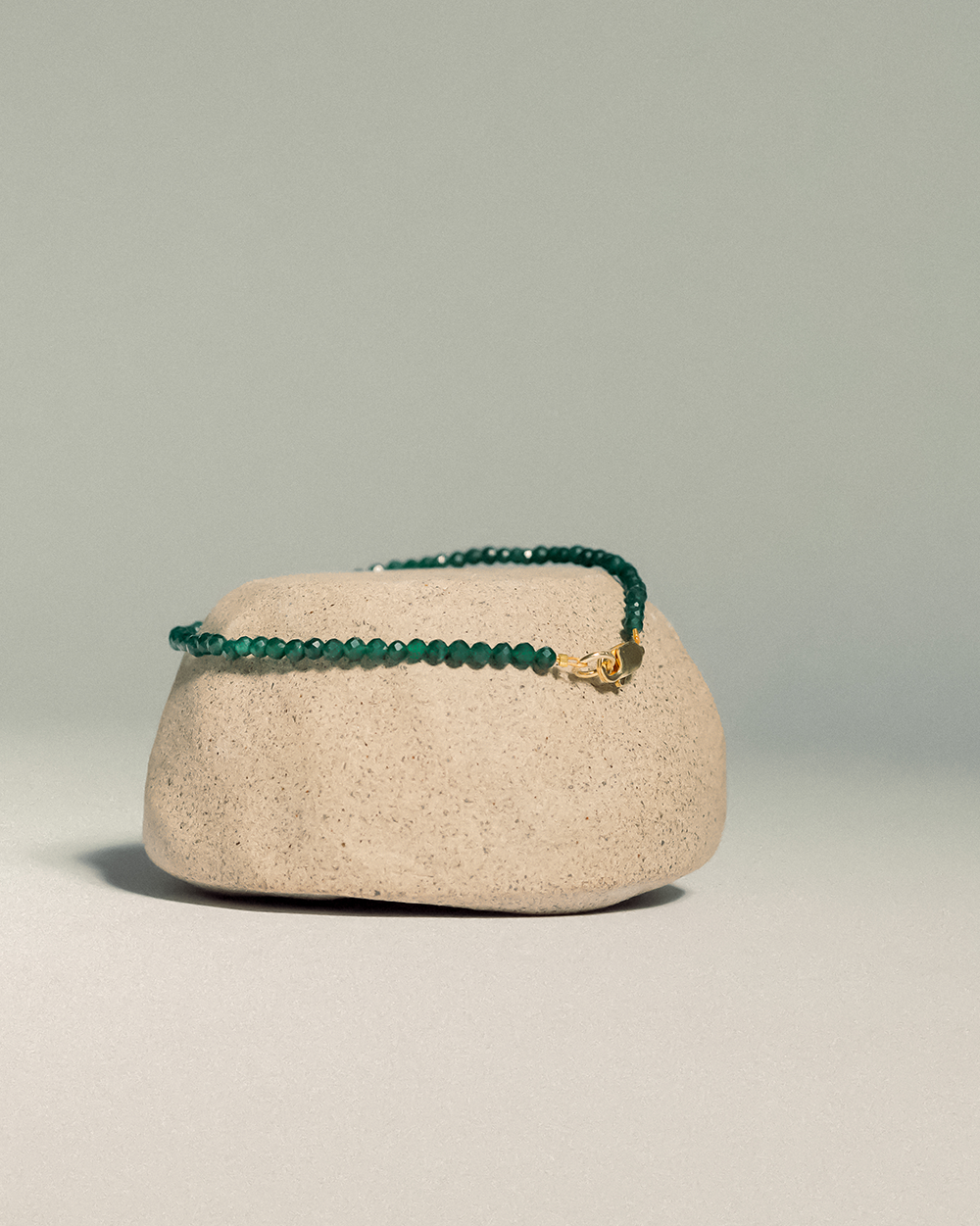 Paradise - Jade. Gold.