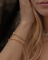 Wanted. Gold.