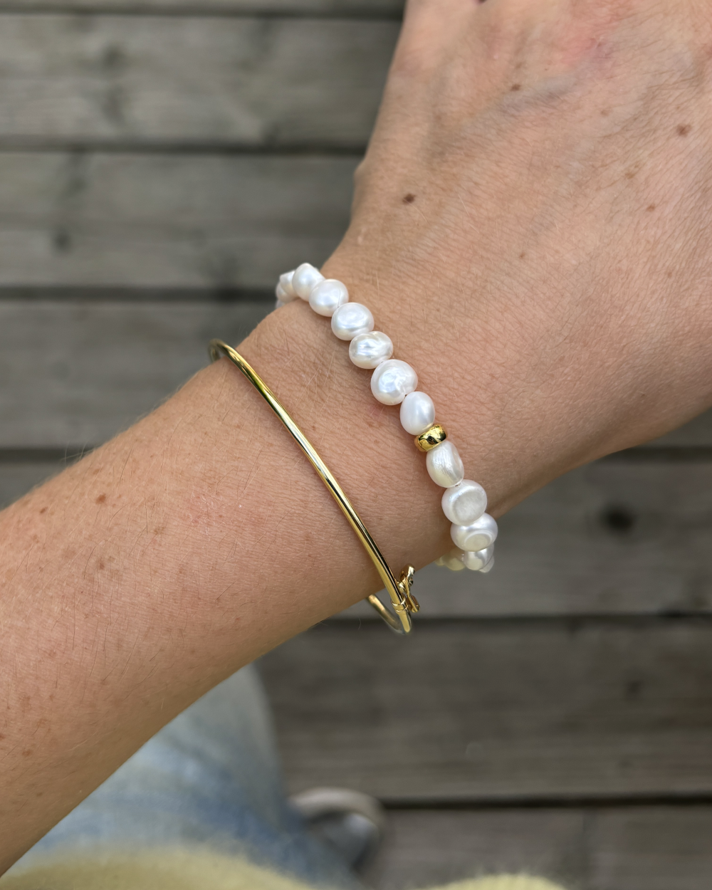 Angels - Pearl. Gold.